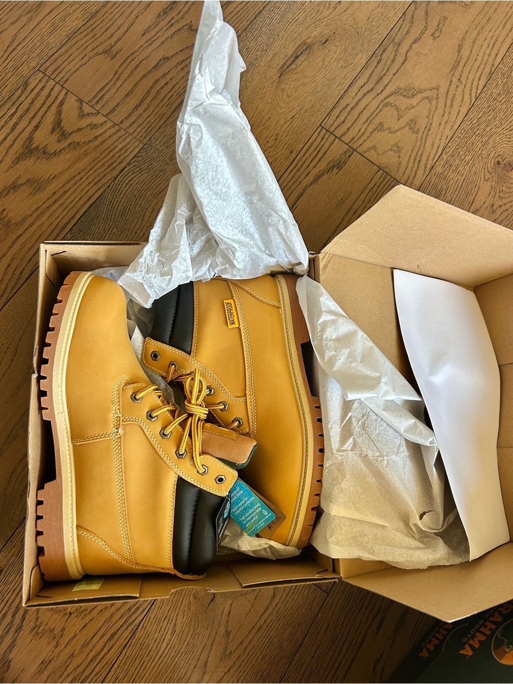 New in Box! Brahma Hubert Men’s Work
Boots Wheat Leather Waterproof Size 12 - Picture 13 of 16